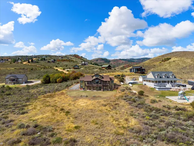 1880 S Sweetwater Pkwy, Garden City, Utah 84028