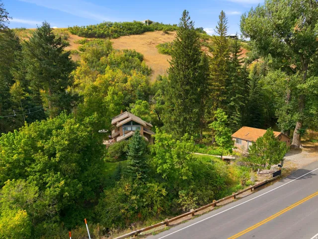 6265 E Emigration Rd, Salt Lake City, Utah 84108