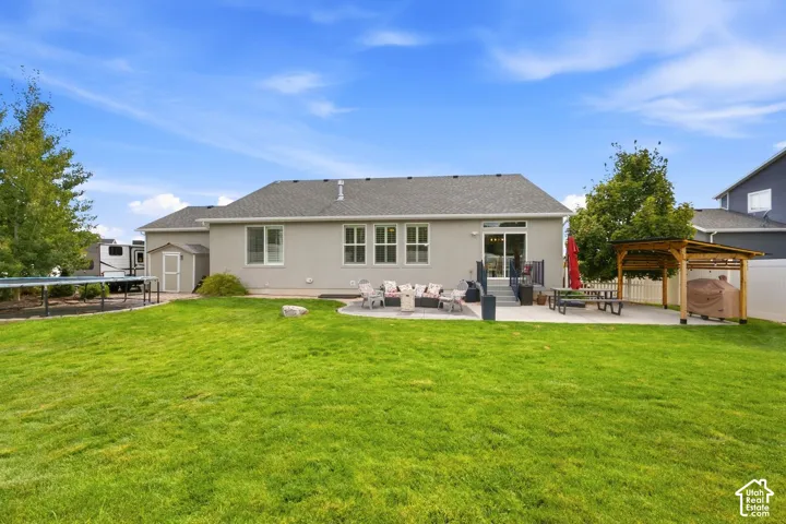 2249 S Parkwood Ln, Kaysville, Utah 84037