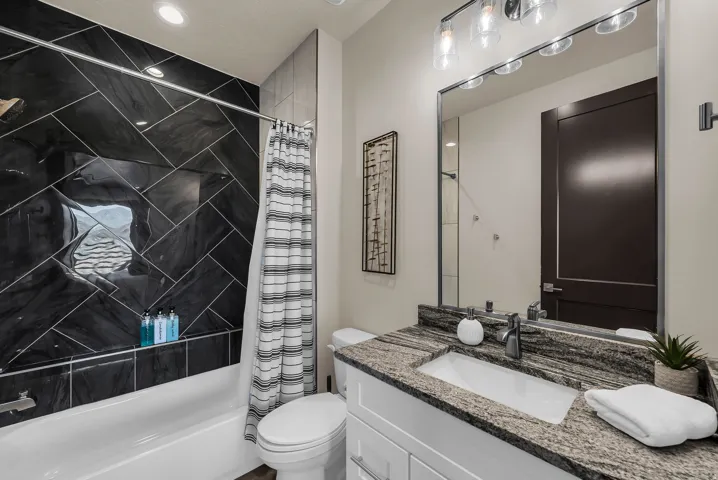 Guest Bedroom Ensuite