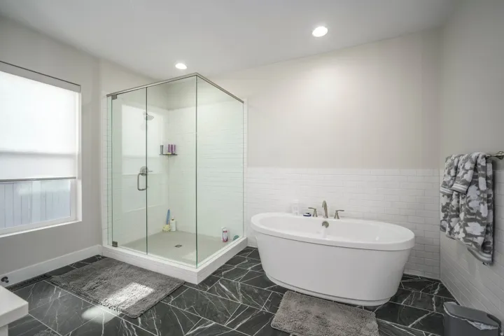 6947 W Granbury Dr, South Jordan, Utah 84009