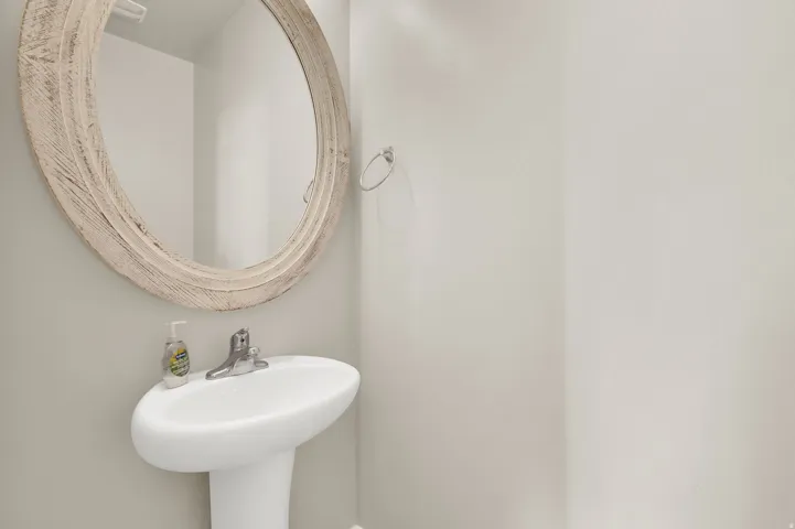 1/2 bathroom off kitchen