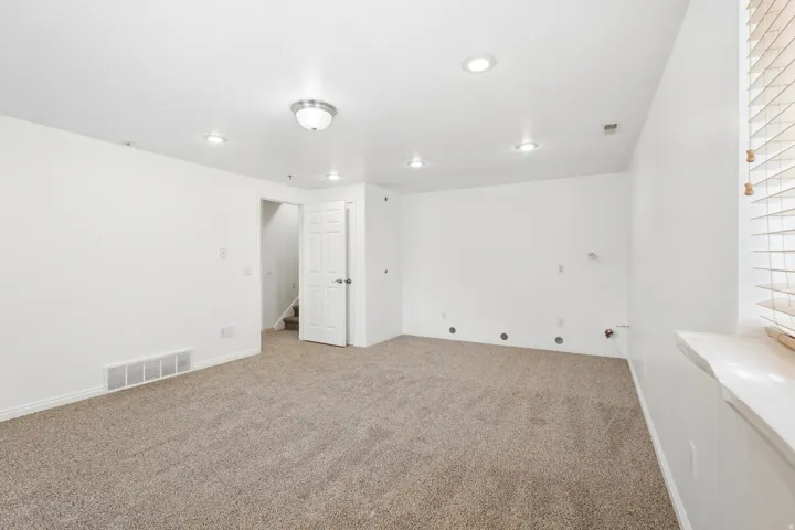 46 N 750 W, Layton, Utah 84041