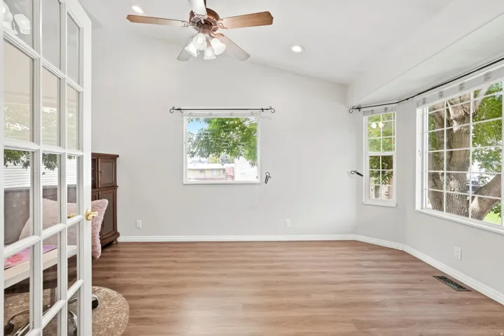 46 N 750 W, Layton, Utah 84041
