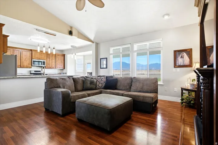 727 W 3460 N, Erda, Utah 84074