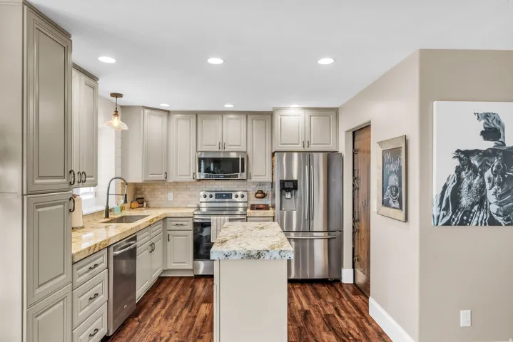 12083 S Joey Pl, Draper, Utah 84020