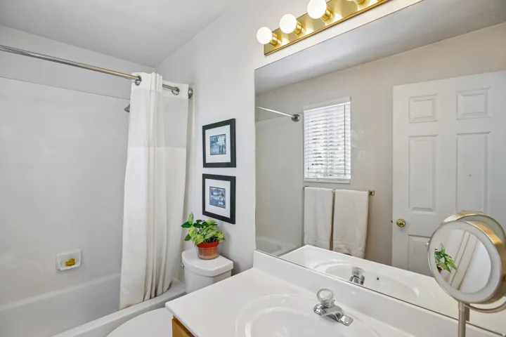 7396 S Balboa Dr, Midvale, Utah 84047