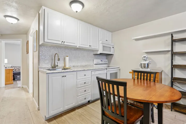 7396 S Balboa Dr, Midvale, Utah 84047