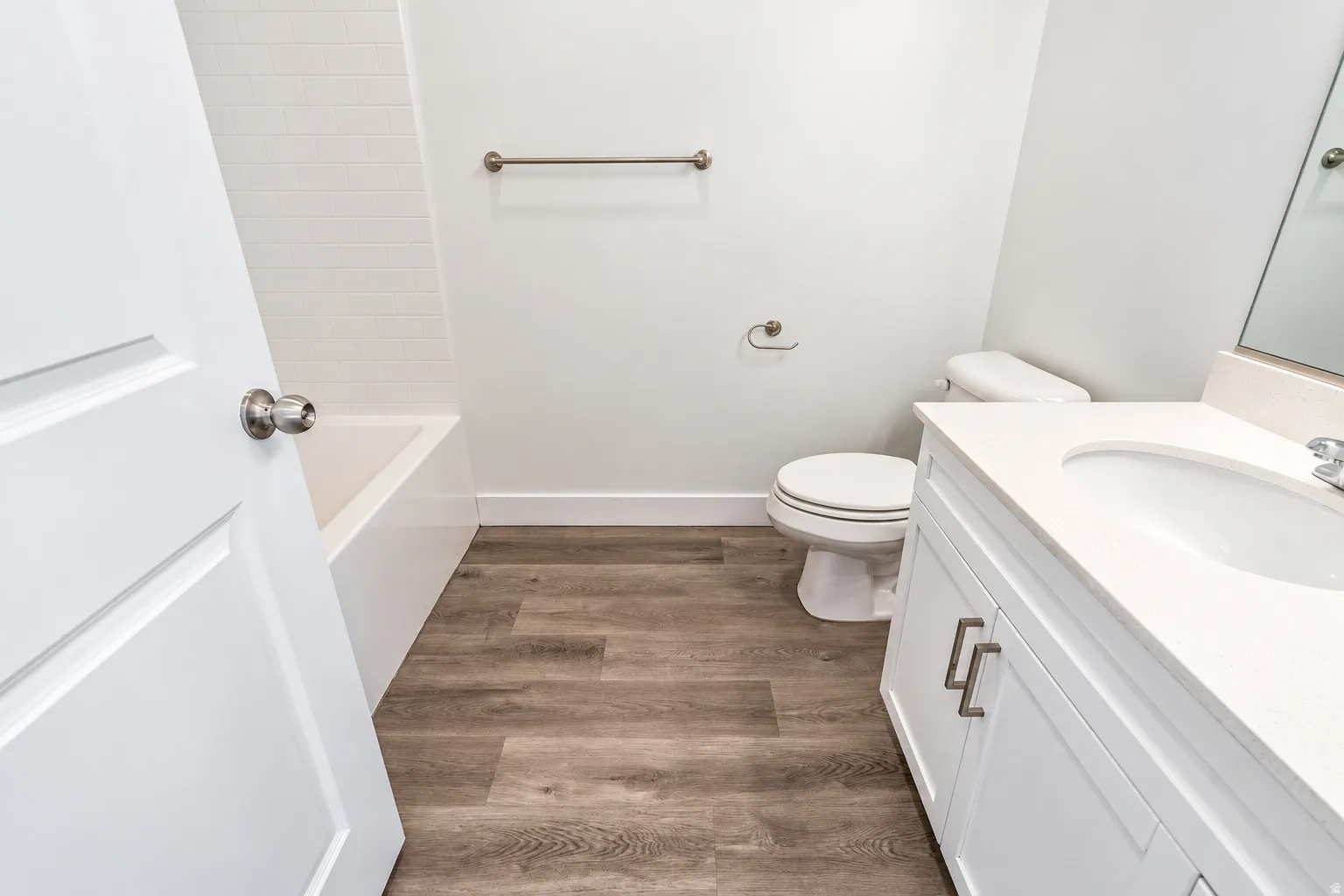 2nd Bathroom