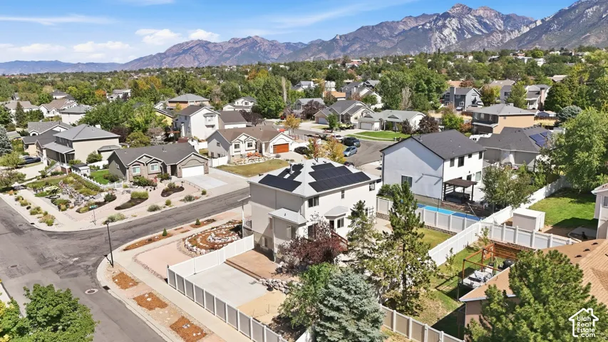 This lot is amazing and goes into a cul-de-sac.  Elementary, middle school and high schools all walkable