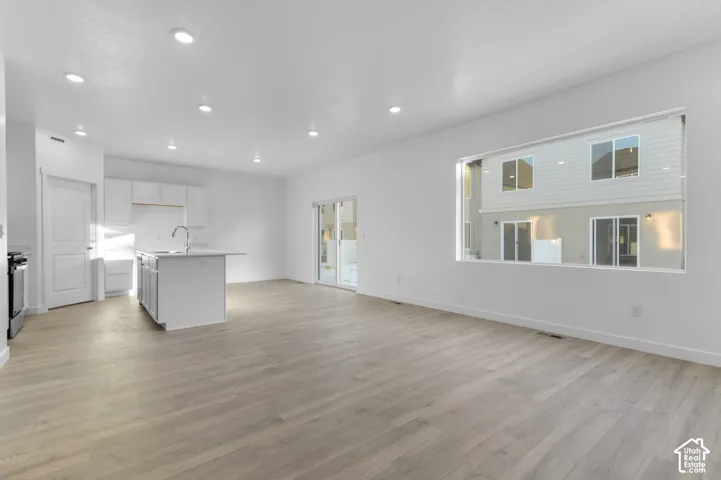 Pictures are of a finished home of the same floor plan, and the available home may contain different options, upgrades, and exterior color and/or elevation style.