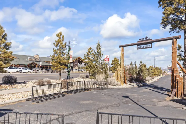 1121 W Utah State Hwy 12, Bryce, Utah 84764