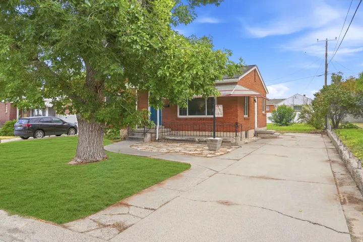 3127 S Vivian St, Magna, Utah 84044