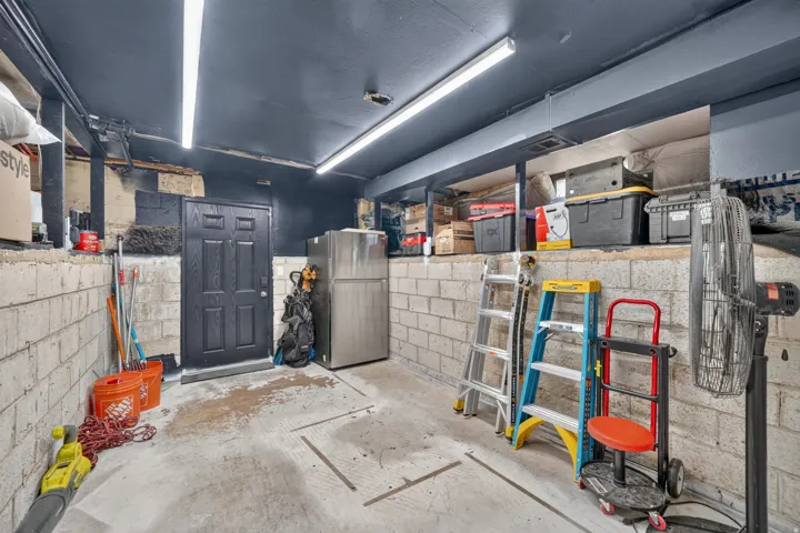 2058 W 4400 S, Roy, Utah 84067