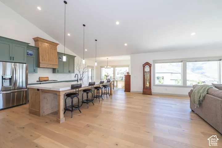 Oversized Common Area With Open Layout & Ample Natural Light with Mountain Views