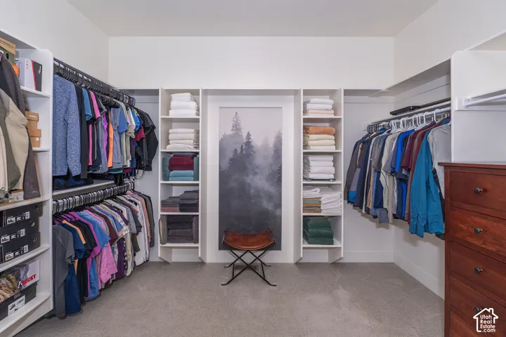 CSpacious Primary Walk-in Closet