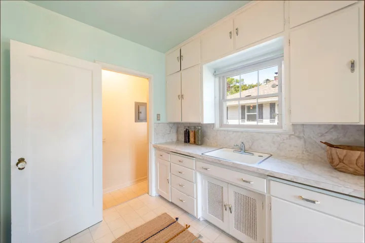 1459 E Hollywood Ave, Salt Lake City, Utah 84105