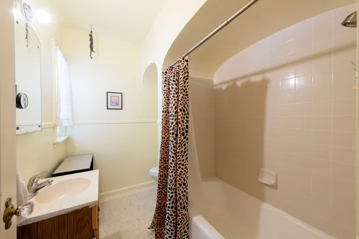 1459 E Hollywood Ave, Salt Lake City, Utah 84105
