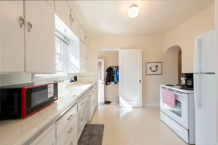 1459 E Hollywood Ave, Salt Lake City, Utah 84105