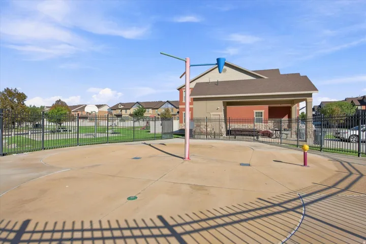 Splash pad