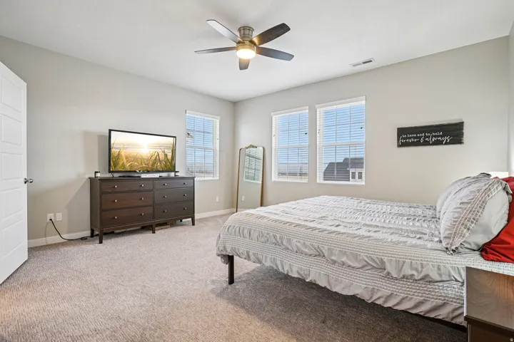 11004 S Holly Springs Dr, South Jordan, Utah 84009