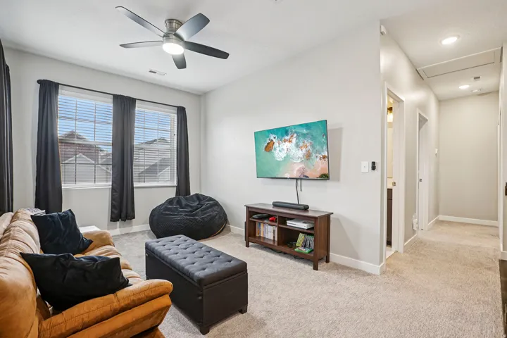 11004 S Holly Springs Dr, South Jordan, Utah 84009