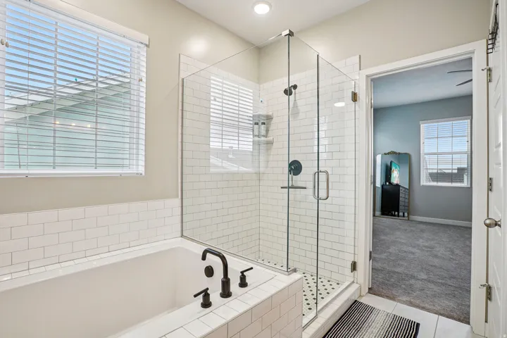 11004 S Holly Springs Dr, South Jordan, Utah 84009