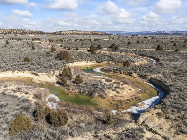 295 S Jt Rd, Bryce, Utah 84764