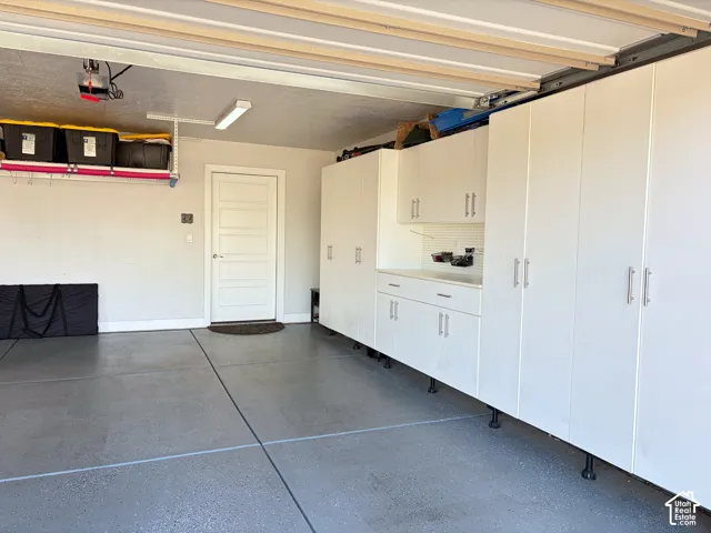 Epoxy-coated garage flooring