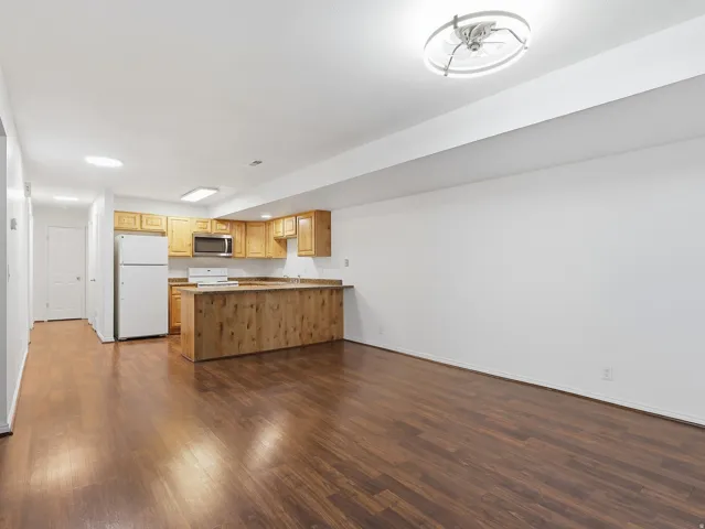 Kitchen/dining area