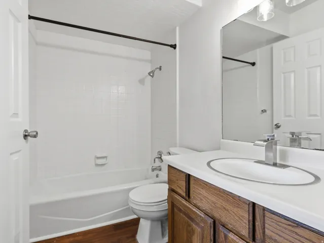 Full bathroom
