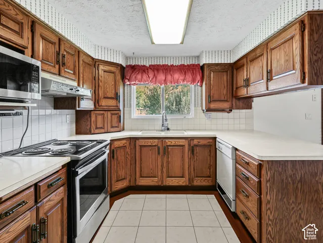 239 S Edgehill Dr, Fruit Heights, Utah 84037