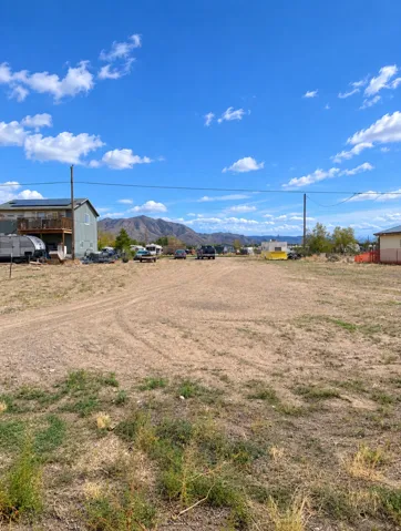 Expansive lot with mountain backdrop