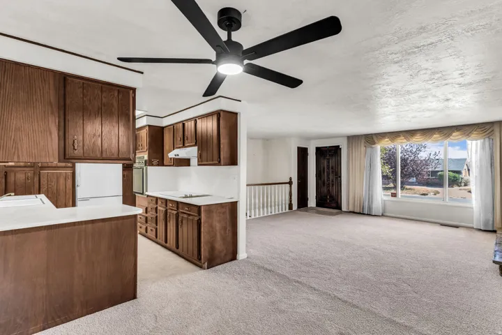 3700 S Lee Maur St, West Valley City, Utah 84119