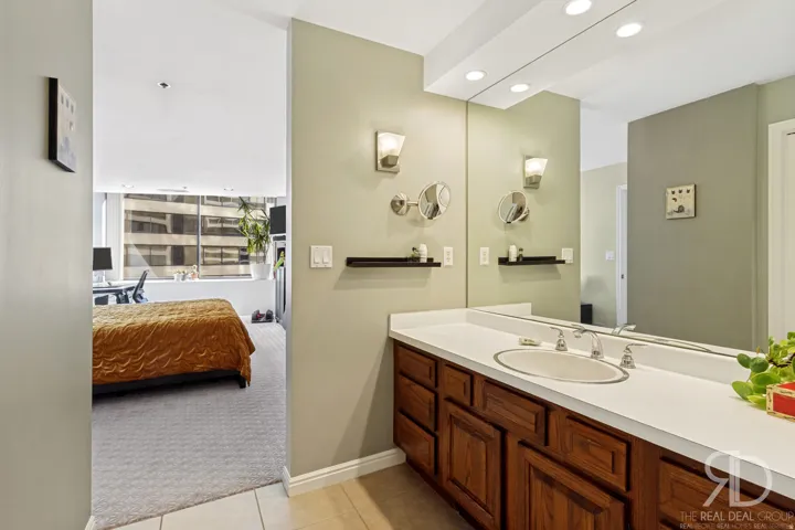 48 W 300 S #1003n, Salt Lake City, Utah 84101