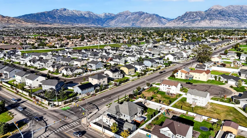 Residential neighborhood with mountain backdrop