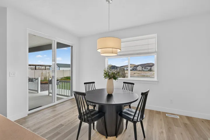 5420 N Cliffrose Dr, Eagle Mountain, Utah 84005