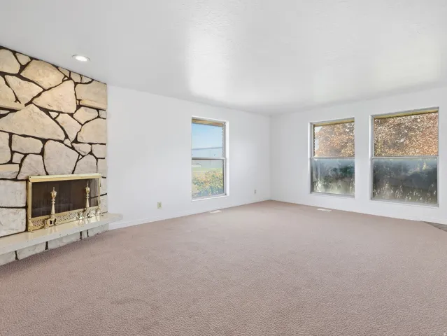 6082 S Main St, Murray, Utah 84107