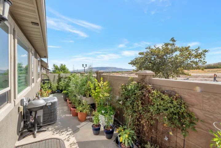 12023 N Burgh Way, Highland, Utah 84003