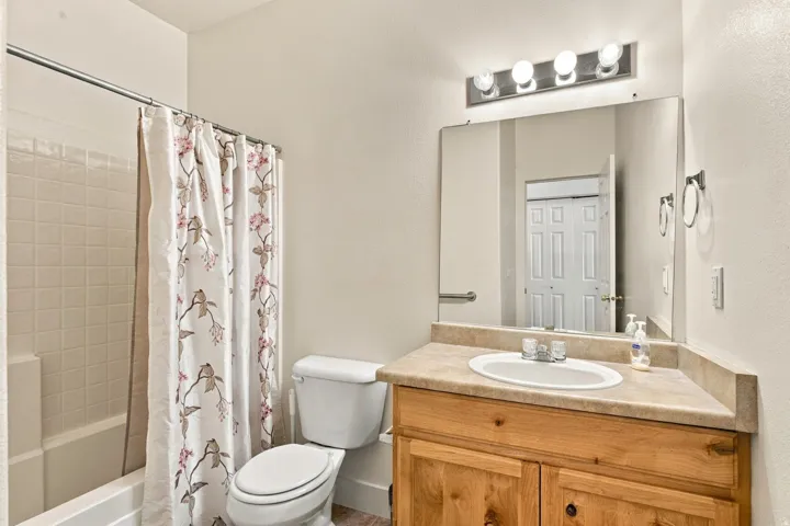 4904 W Stormy Meadow Dr, Riverton, Utah 84096