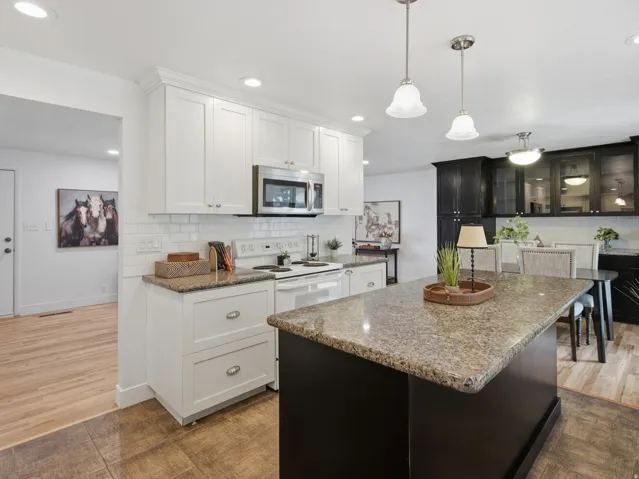 3070 E 7145 S, Cottonwood Heights, Utah 84121