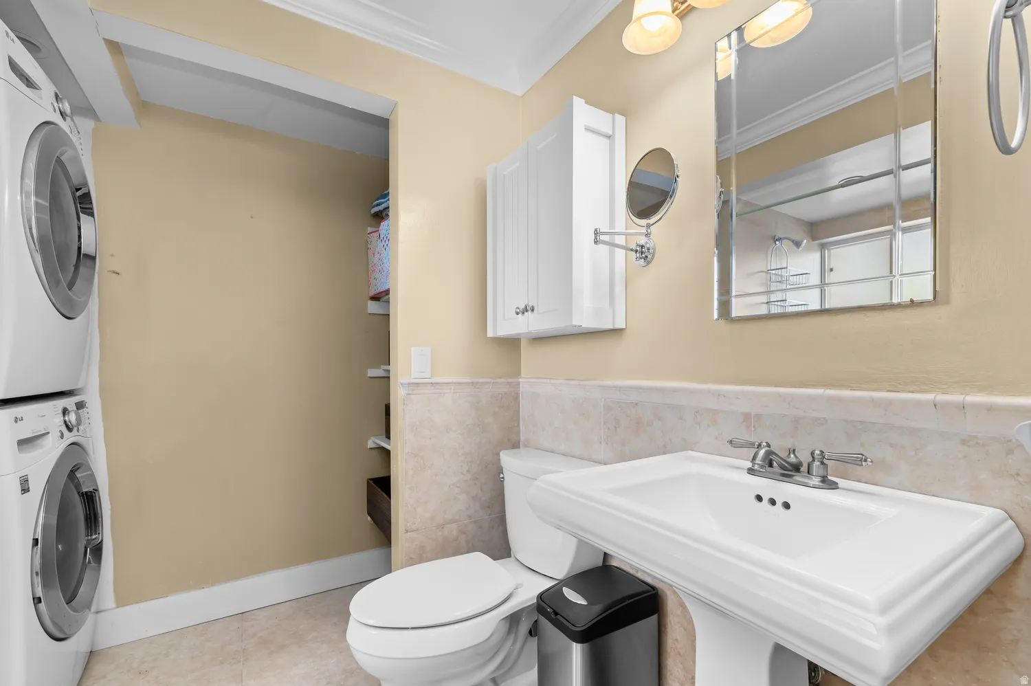 Primary Bathroom with Laundry