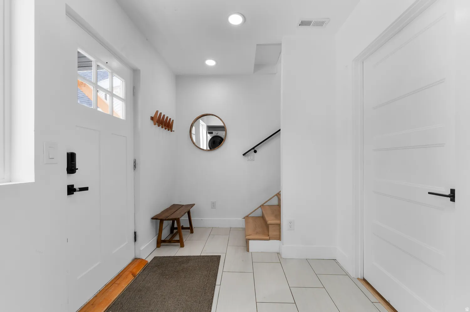 Guest house entry