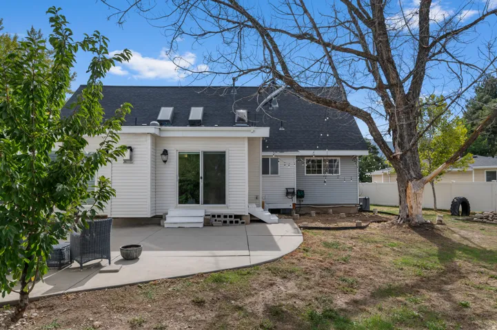6482 S 2520 E, Cottonwood Heights, Utah 84121