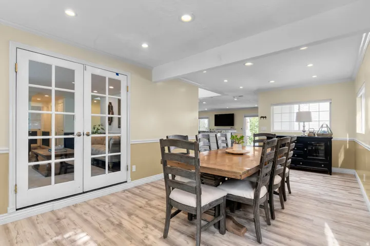 6482 S 2520 E, Cottonwood Heights, Utah 84121