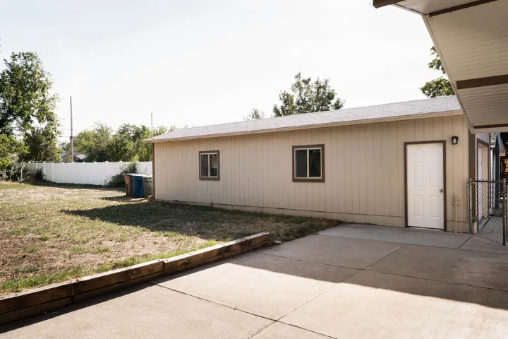 1206 E Charlton Ave, Salt Lake City, Utah 84106