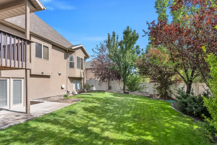1092 N Coyote Run, Saratoga Springs, Utah 84045