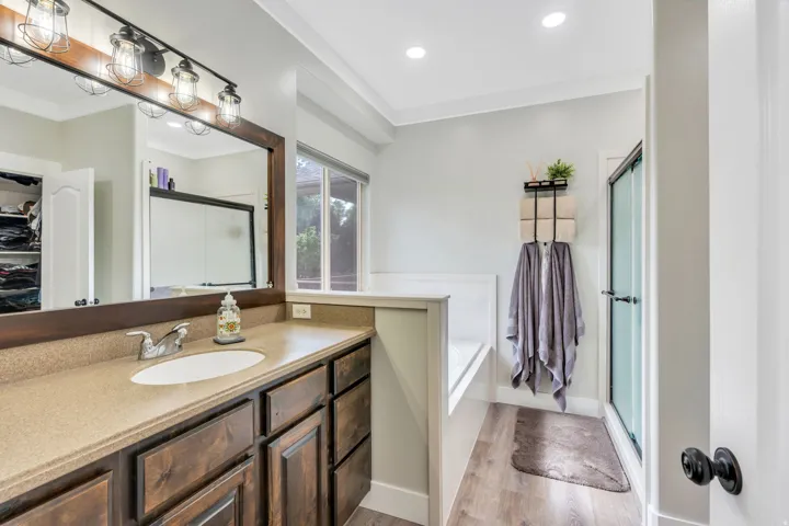 1092 N Coyote Run, Saratoga Springs, Utah 84045