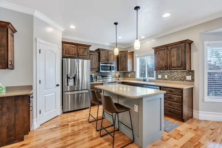 1092 N Coyote Run, Saratoga Springs, Utah 84045