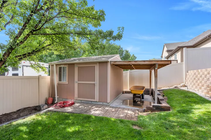 1092 N Coyote Run, Saratoga Springs, Utah 84045